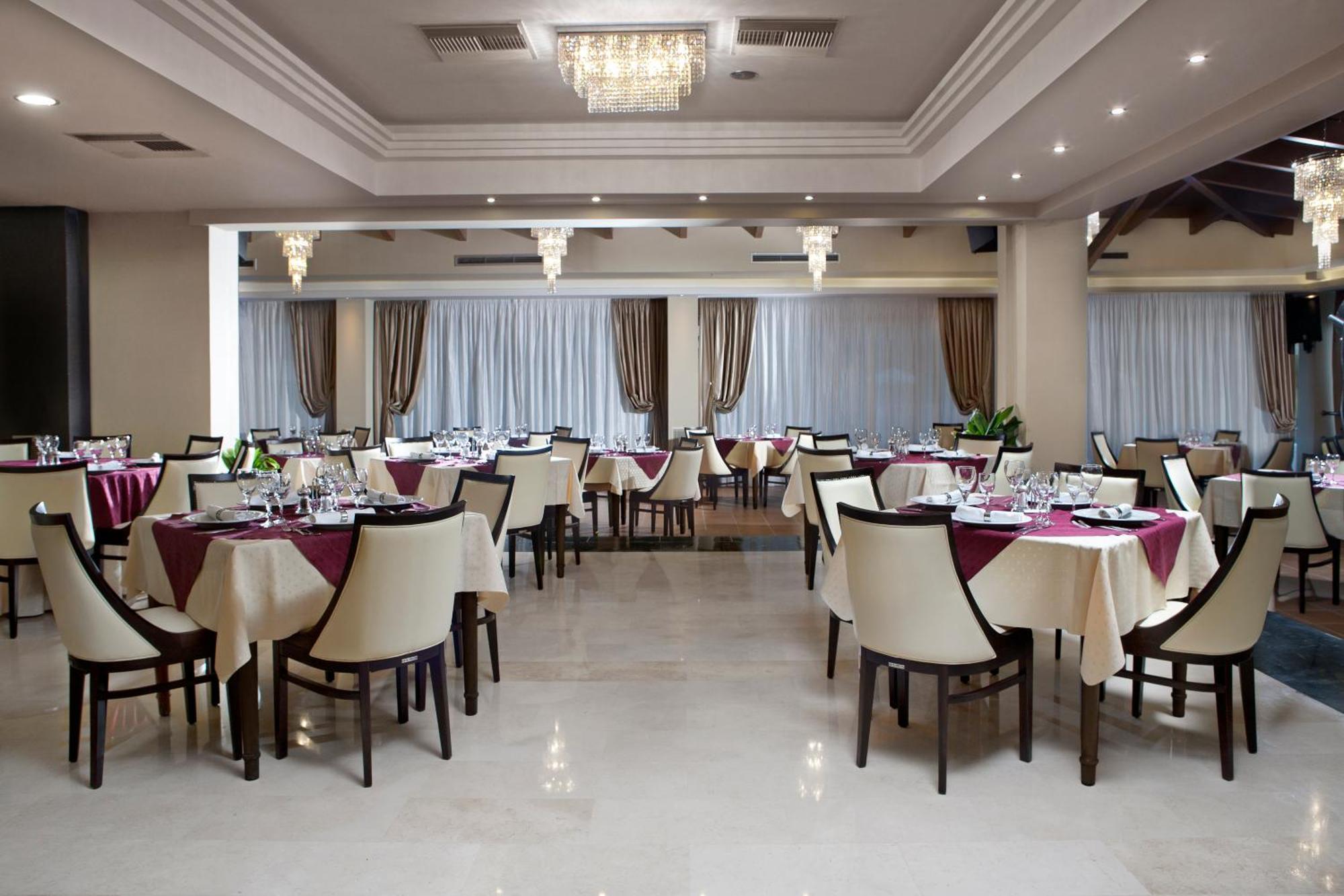 Olympia Golden Beach Resort & Spa Kastro-Kyllini 외부 사진